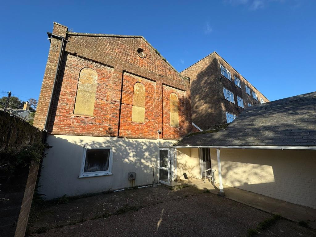 Lot: 96 - FORMER CHURCH CURRENTLY IN USE AS A DANCE STUDIO - View looking back at the rear of the building